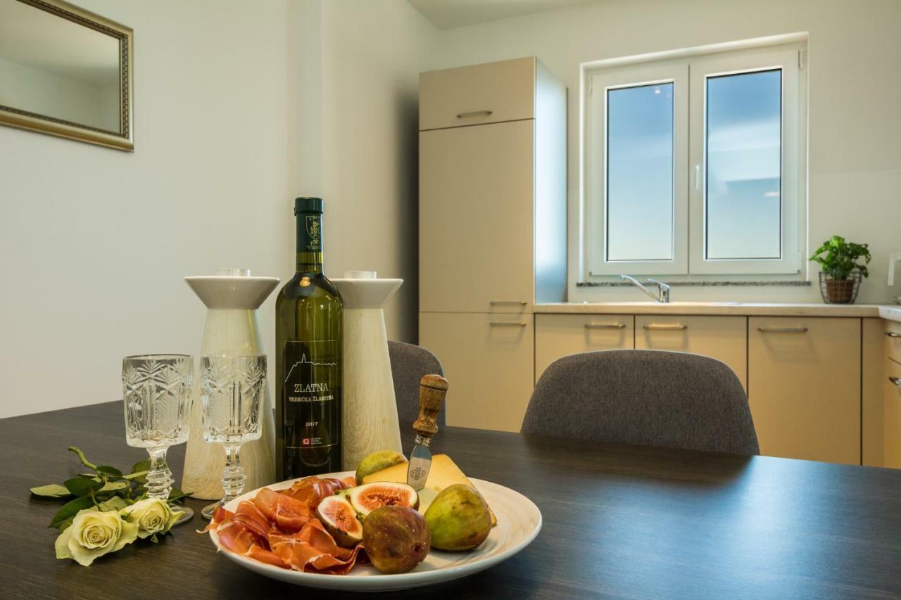 2Bfree Apartments Stinica Kültér fotó